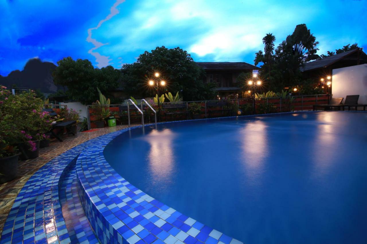 Vang Vieng Victory Hotel Extérieur photo