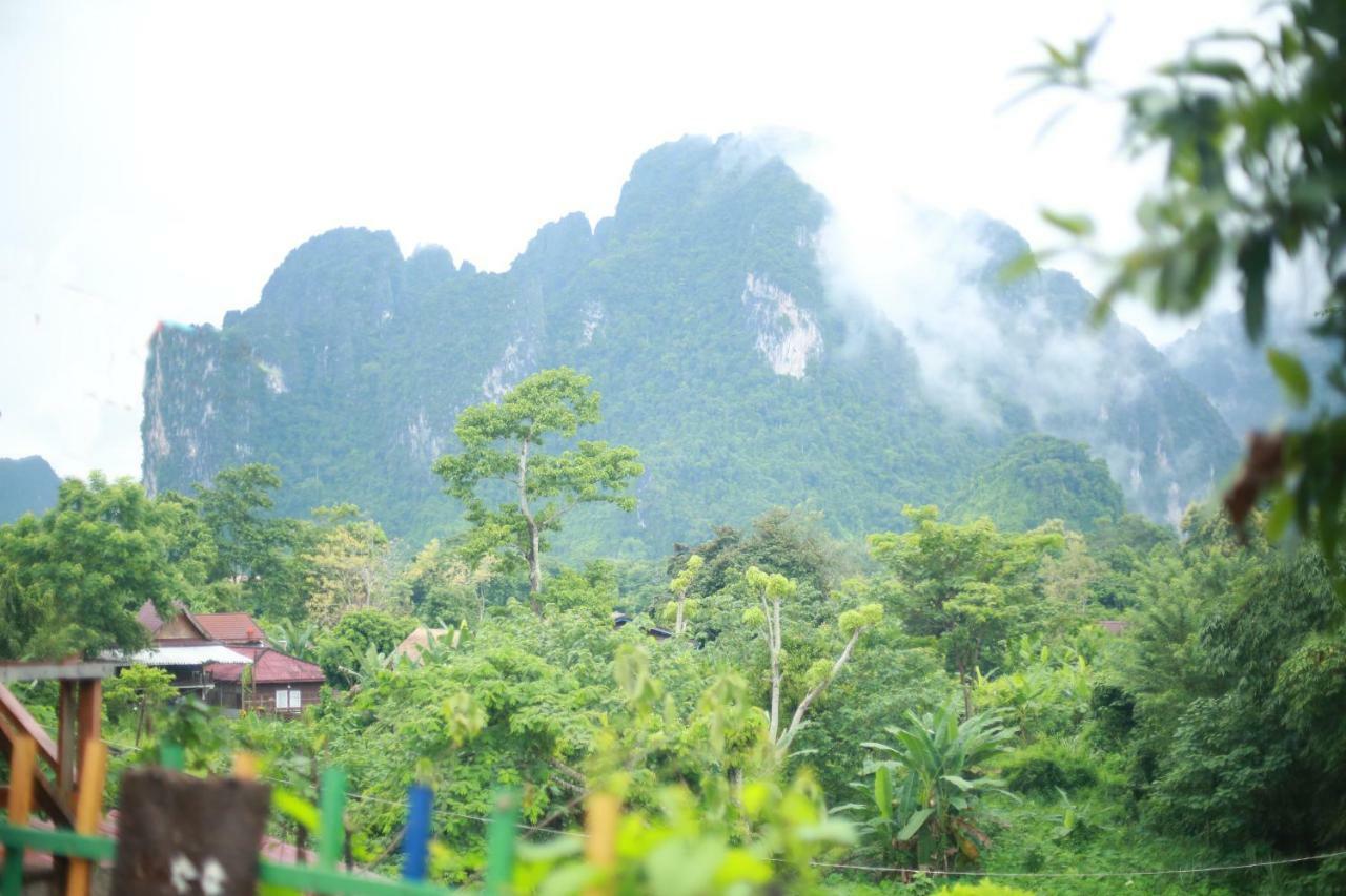 Vang Vieng Victory Hotel Extérieur photo